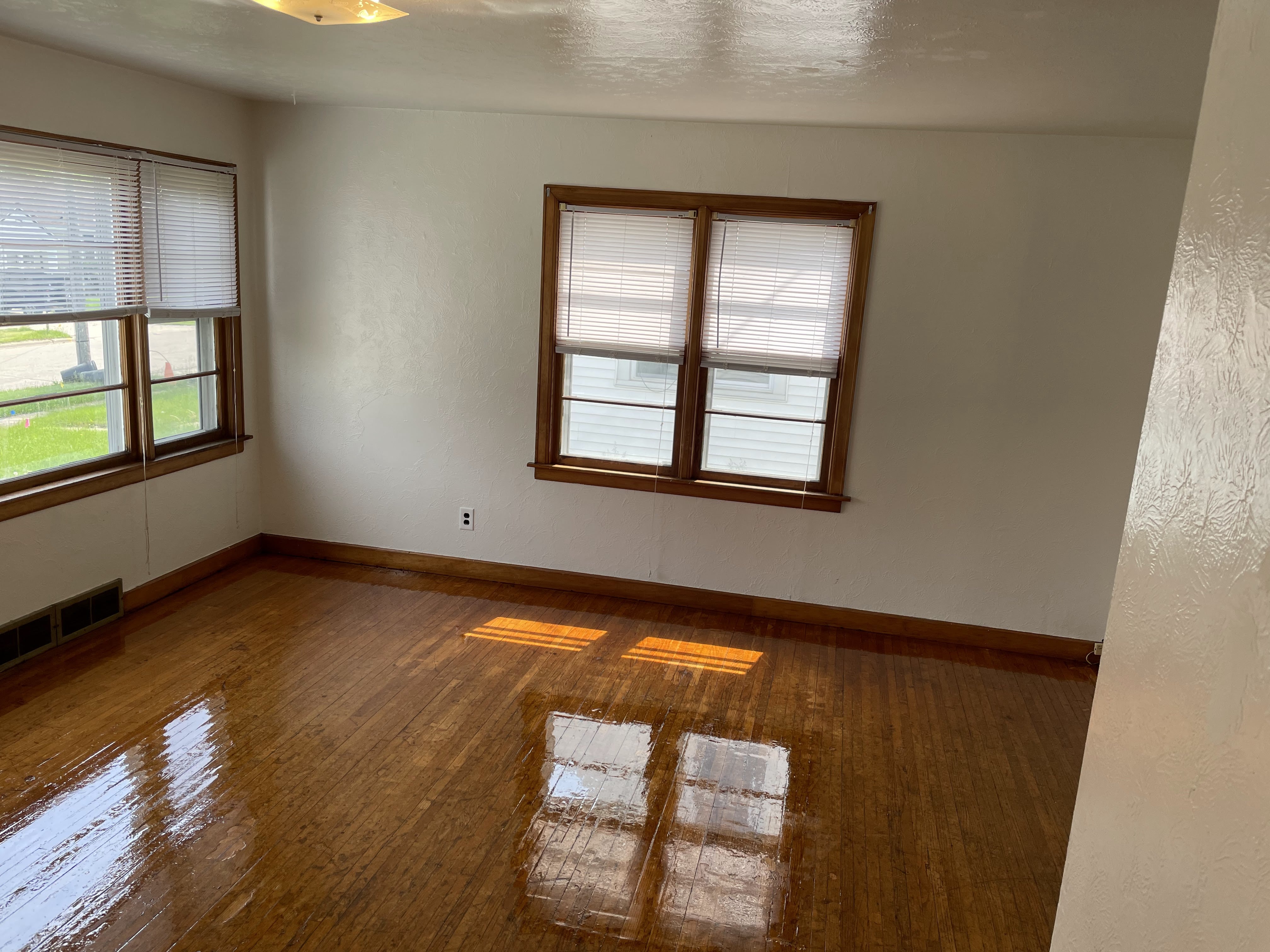 425 West Cedar College Rental in Platteville, WI